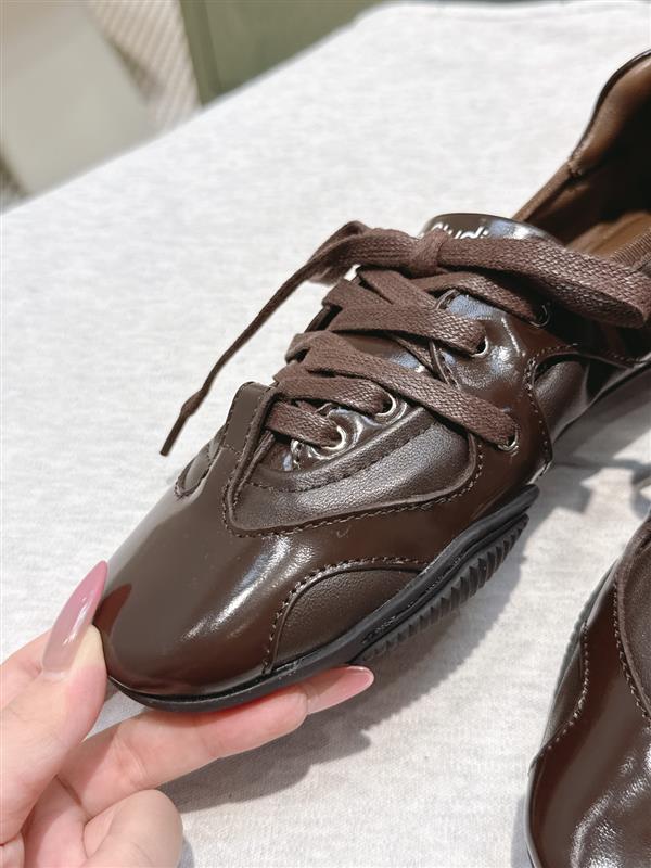 20251127165610538 310